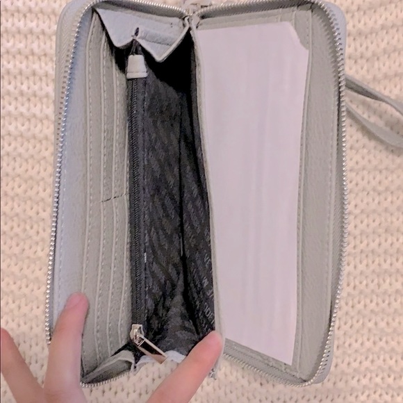 Steve Madden Asphalt Grey wallet - Picture 4 of 6